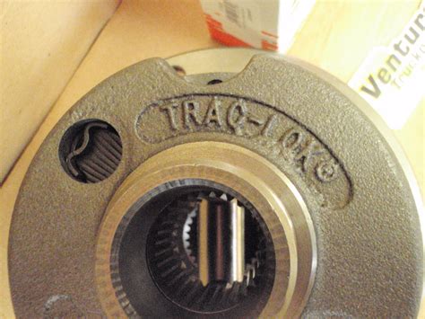 Trac Lok Carrier 3 73 And Down 30 Spline With Bearings OEM Dana Spicer