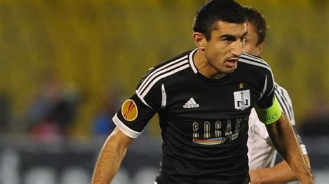 neftci lift azerbaijani cup  complete double uefacom