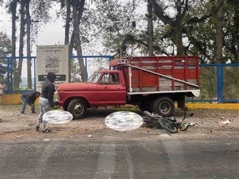 Choque Entre Motocicleta Y Camioneta Deja Un Muerto En Huatusco