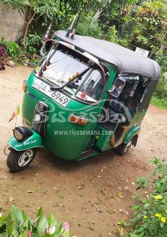 Bajaj RE Used 2023 Petrol Rs. 600000 Sri Lanka