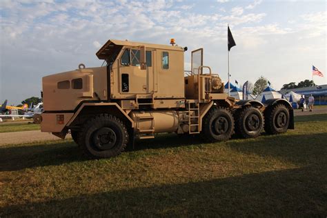 HET TRUCK AT OSHKOSH AIR SHOW 2011 Overland Vehicles, Army Vehicles, Armored Vehicles, Offroad ...