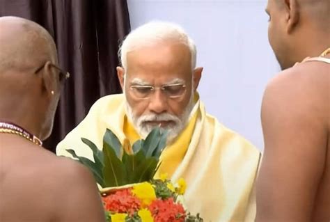 In Pics Modi Srirangam Visit Photos Indian Prime Minster Narendra Modi