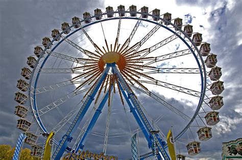 hoch hoeher riesenrad