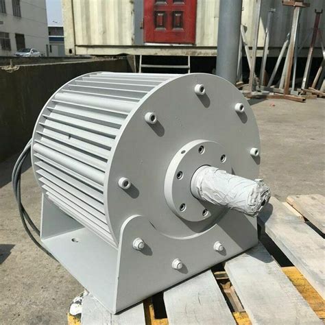 W Permanentmagnet Generator V V V Synchronmotor F R