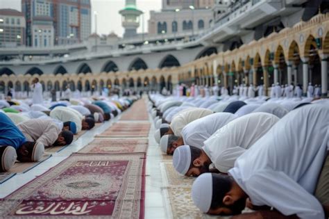 Premium Photo | Muslims praying in Mecca during Hajj pilgrimage