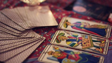 Historia De La Cartomancia Y El Tarot