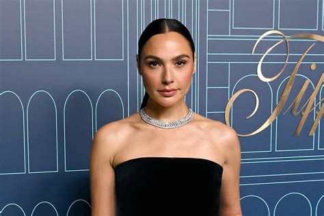 Gal Gadot Learned Of Her Hollywood Walk Of Fame Star In A Very Israeli