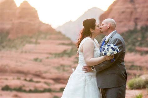 Beautiful May wedding in Arizona overlooking the canyon – The Bridal ...