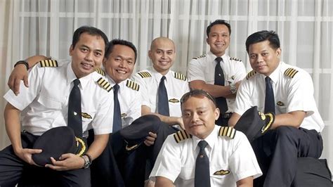 Perbandingan Jauh Antara Gaji Pilot Lion Air Jt Dengan Pilot Dari