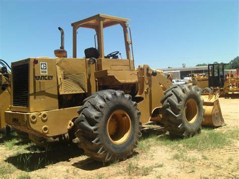 CAT 926 WHEEL LOADER - J.M. Wood Auction Company, Inc.