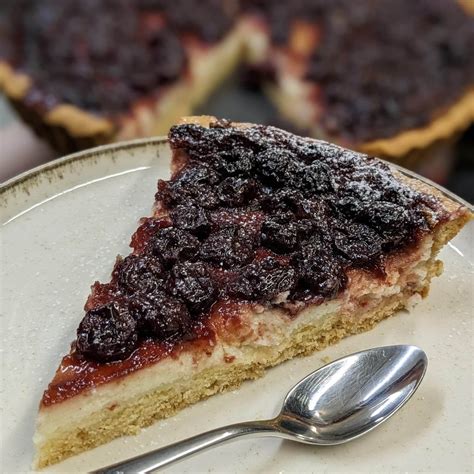 Crostata Ricotta E Visciole Lapassionefalochefit