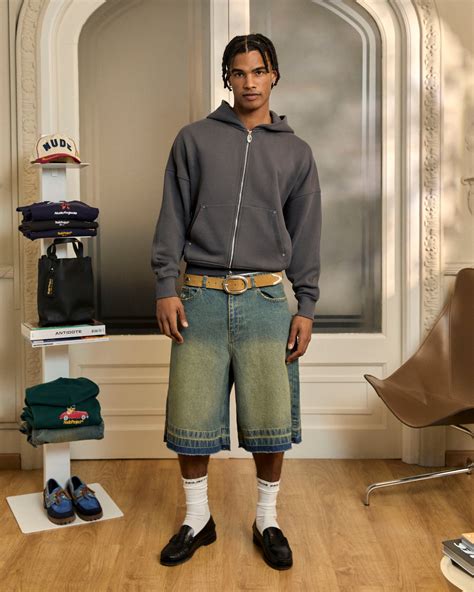 Beast Zip-Up Hoodie Ash – Nude Project