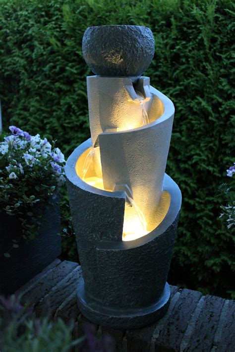 Gartenbrunnen Mit LED Beleuchtung 66 Cm Mit Dekobecken Springbrunnen