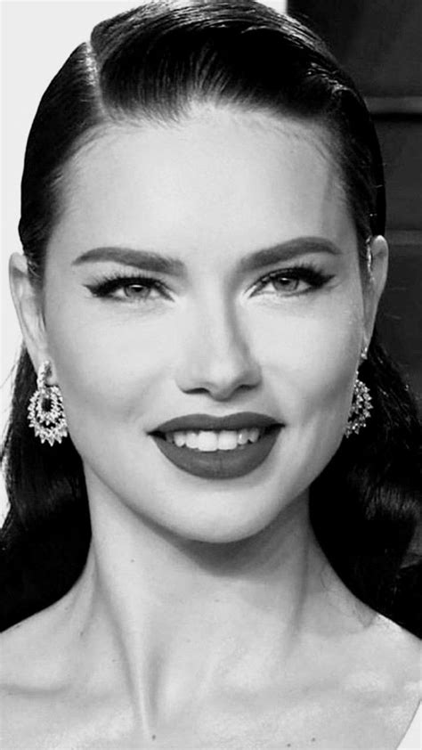 Pin On Eyes Beauty Adriana Lima Black And White