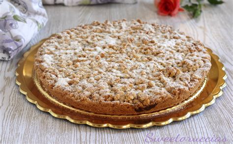 Torta Sbrisolona Farcita Con Salsa Di Cioccolato Sweetoruccias