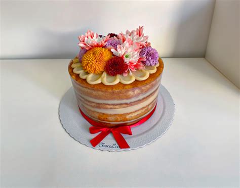 Naked Cake Flores Naturais Chocolins