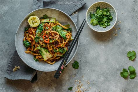 Gebratene Udon Nudeln Mit Gem Se Von Sevencooks