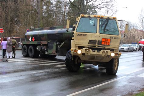 FMTV Truck, Tractor 5 ton, M1088 : United States of America (USA)