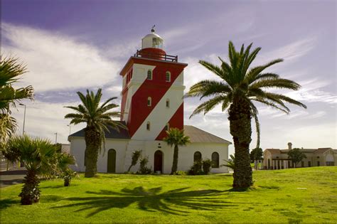 Lighthouse, Beach Road, Green Point | South African History Online