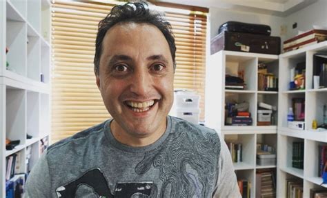 andres lopez dejara la comedia   se dedicara