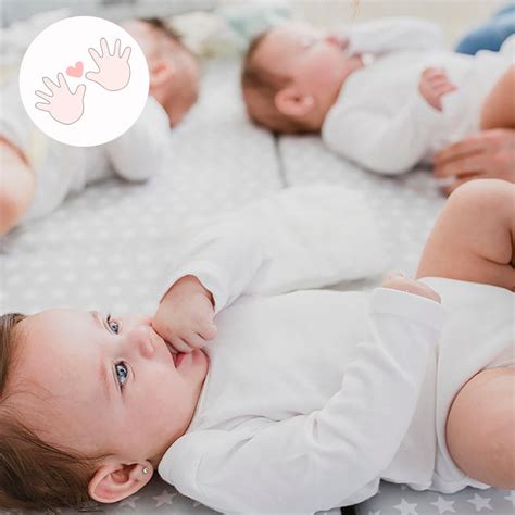 Hitos Del Desarrollo Y Logros Del Bebé De 3 Meses 👶🏻 Mimuselina Blog Mimuselina