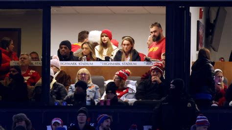 Jason Kelce had fun at the Bills-Chiefs game. His wife wasn't happy