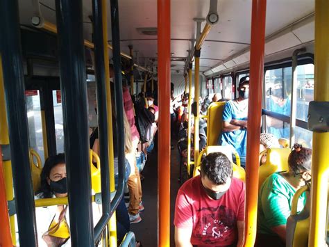 Reclamações de superlotação nos ônibus de BH crescem após paralisação