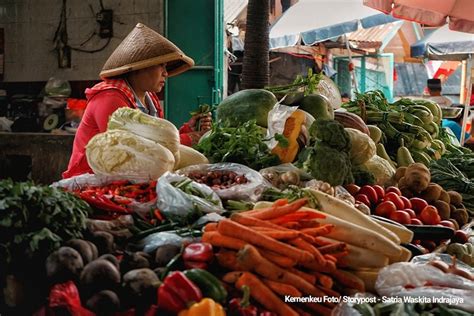 Harga Sayur Di Pasar Tradisional Tangsel Melonjak