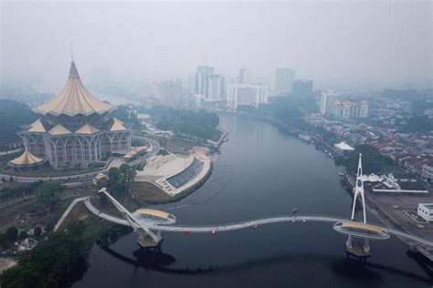 Malaysia To Commence Cloud Seeding To Combat Haze Indonesian Denies Fires In Sumatra Are The