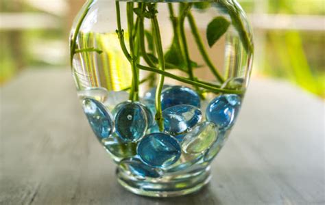 16 Creative Ways To Display Your Glass Vases Ahl