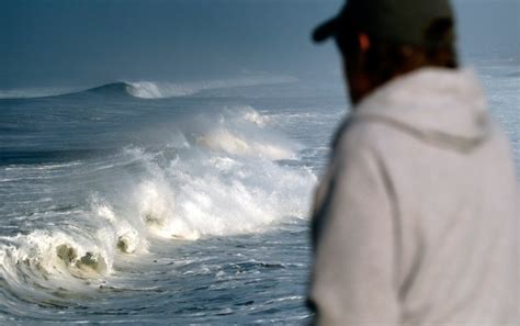 Massive Waves Sweep Away Onlookers In California More Dangerous Waves