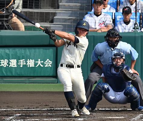 神村学園の4番正林輝大がプロ志望表明「チームに欠かせない存在。そういう選手になりたい」 4回に中前打→先制のホームイン【甲子園】：「おっ！」で