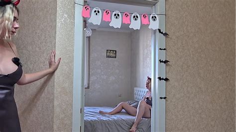 Surprise Lesbian Search XNXX