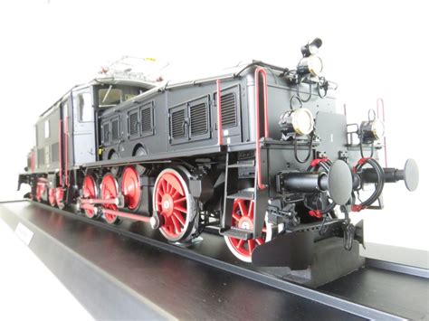 1GH08 Märklin 55686 E Lok Ce 6 8 III Krokodil schwarz limitiertes