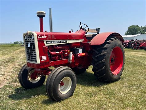 International Harvester 1206 Tractors 100 to 174 HP for Sale | Tractor Zoom