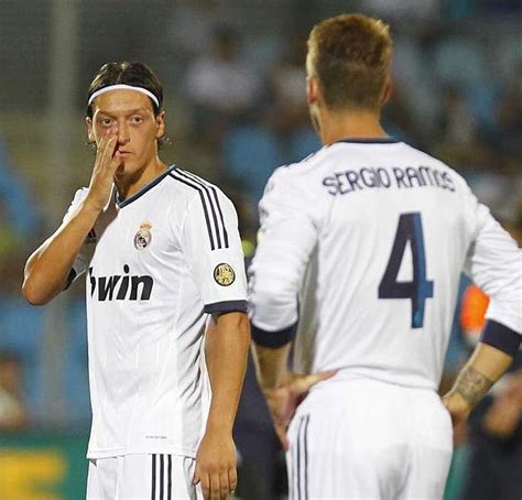 Mesut Ozil Sergio Ramos