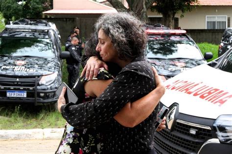 Número De Mortes Em Ataque A Escolas De Aracruz Sobe Para Quatro