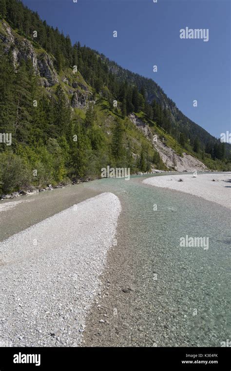 The Isar river in the upper Isar valley between Fall and Vorderriss ...