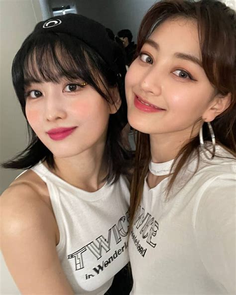 Jihyo And Momo Twice Jyp Ent Photo Fanpop