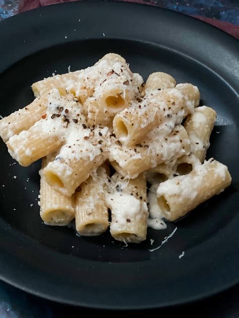 Authentic Cacio E Pepe Italian Kitchen Confessions