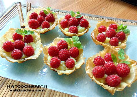 Tartaletas De Pasta Filo Con Crema Pastelera Y Frambuesas Cocina