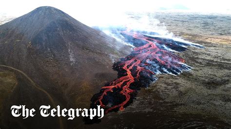 Volcano Erupts Near Iceland S Capital Reykjavik The Global Herald