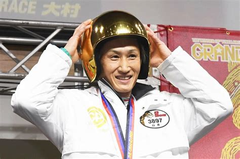 写真：【大村ボート・sgグランプリ】白井英治がgp初制覇「優勝戦は〝無〟になって走りました」 東スポweb