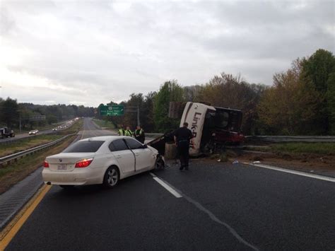 I 40w Shutdown After Equipment Falls Off Trailer Crashes Into Vehicle