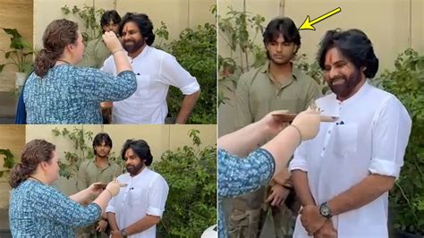 పవన కళళలల ఆనద Pawan Kalyan With His Wife Anna Lezhneva And Son