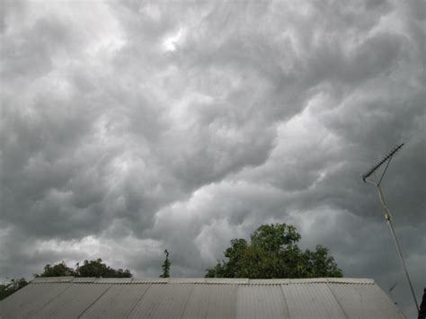 detail gambar langit mendung koleksi nomer