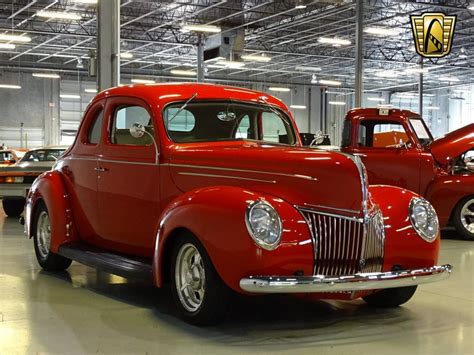 Ford Deluxe Coupe