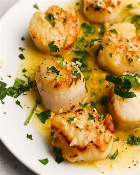 Lemon Garlic Butter Scallops Lindsey Eats Recipe Seafood Recipes Lemon Garlic Butter