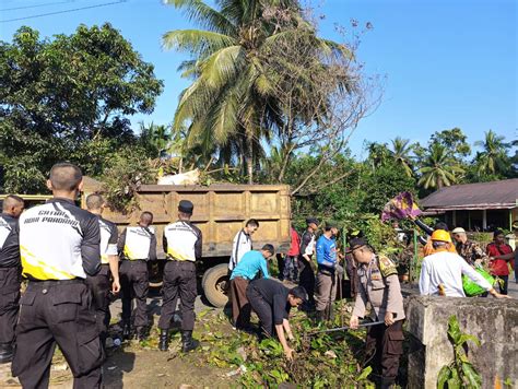 Aliran Bantaran Sungai Di Perkotaan Turut Jadi Sasaran Karya Bakti Tni