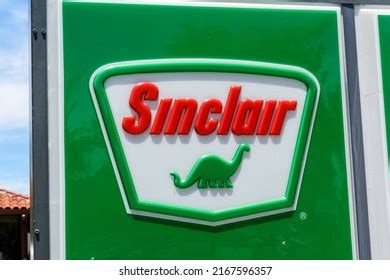 Sinclair Oil Corporation Sign Logo Sinclair Stock Photo 2167596357 ...